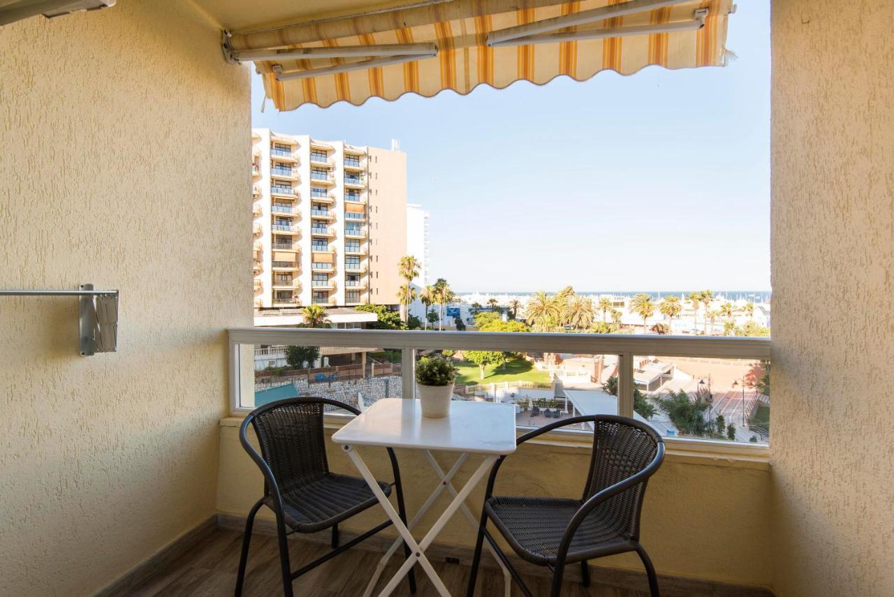 Beachfront Apartment Puerto Marina Benalmádena Kültér fotó